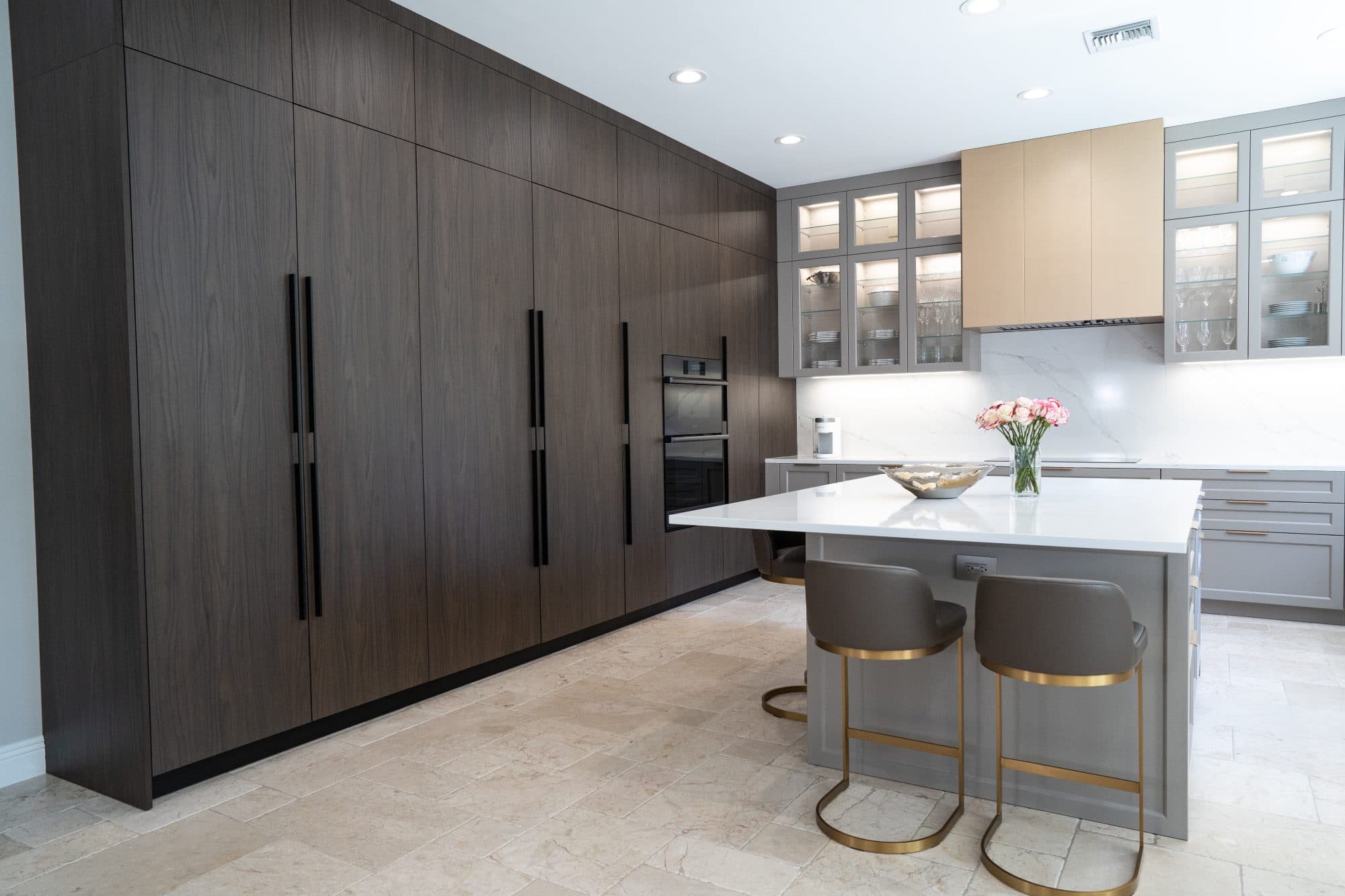 Luxury Kitchen Design Trends and How Premium Appliances Shape Modern Homes