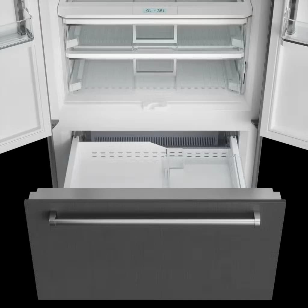 Classic French Door Refrigerator/Freezer feature detail