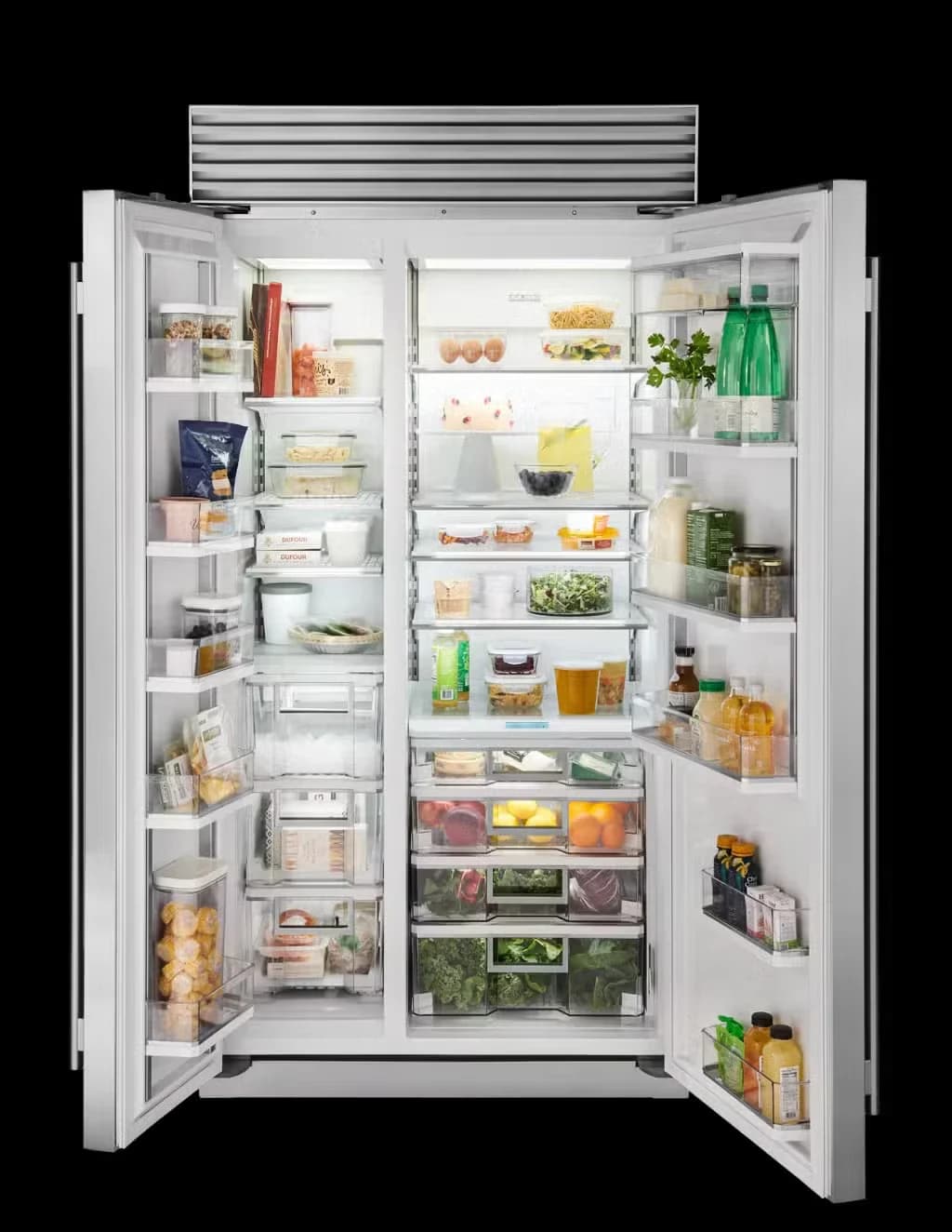 Classic Side-by-Side Refrigerator/Freezer detail